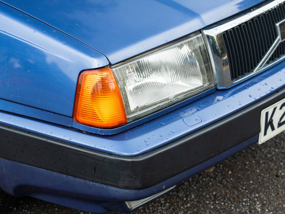 Immagine 20/50 di Volvo 440 Turbo (1992)