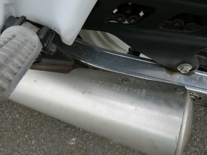 Image 40/43 de Suzuki RG 500 (1987)