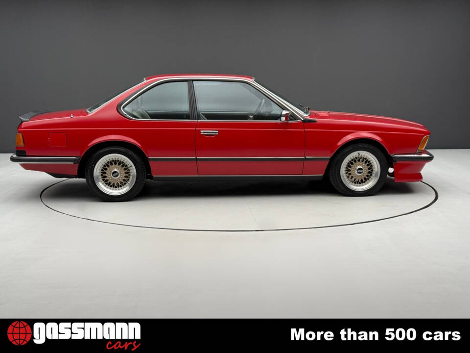 Image 4/15 de BMW M 635 CSi (1985)