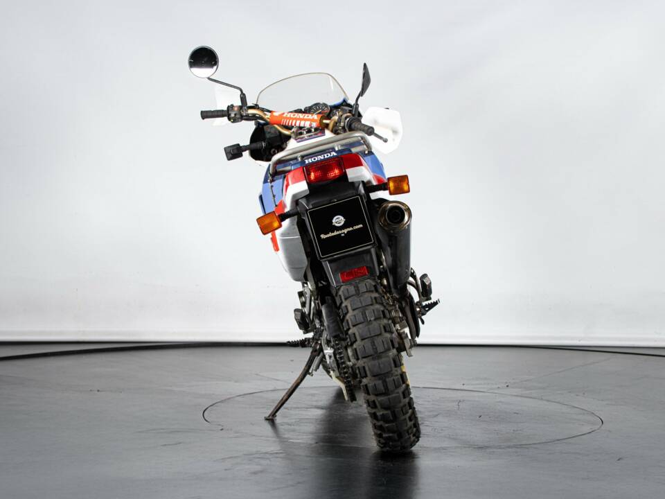 Bild 3/50 von Honda DUMMY (1989)