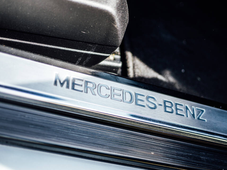 Image 18/57 de Mercedes-Benz 500 SE (1992)