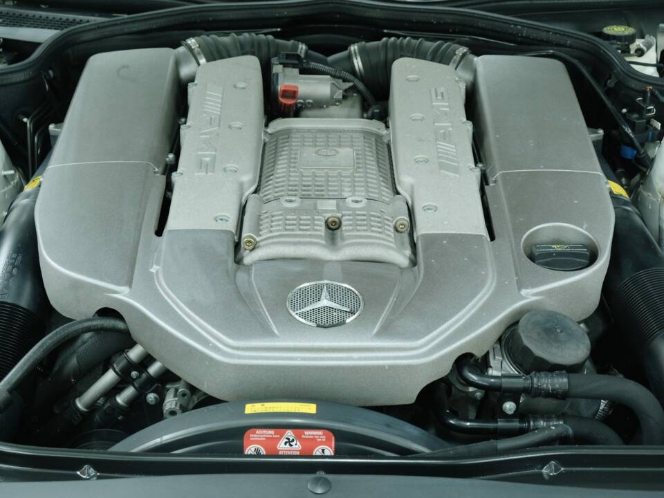 Image 34/50 of Mercedes-Benz SL 55 AMG (2003)