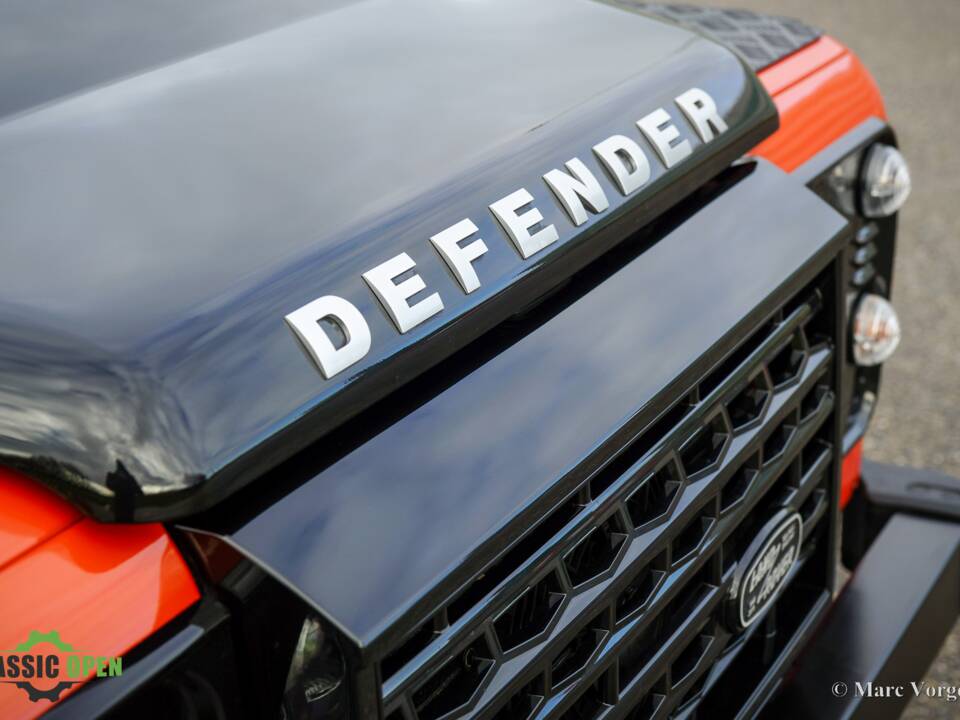 Image 24/41 of Land Rover Defender (2016)
