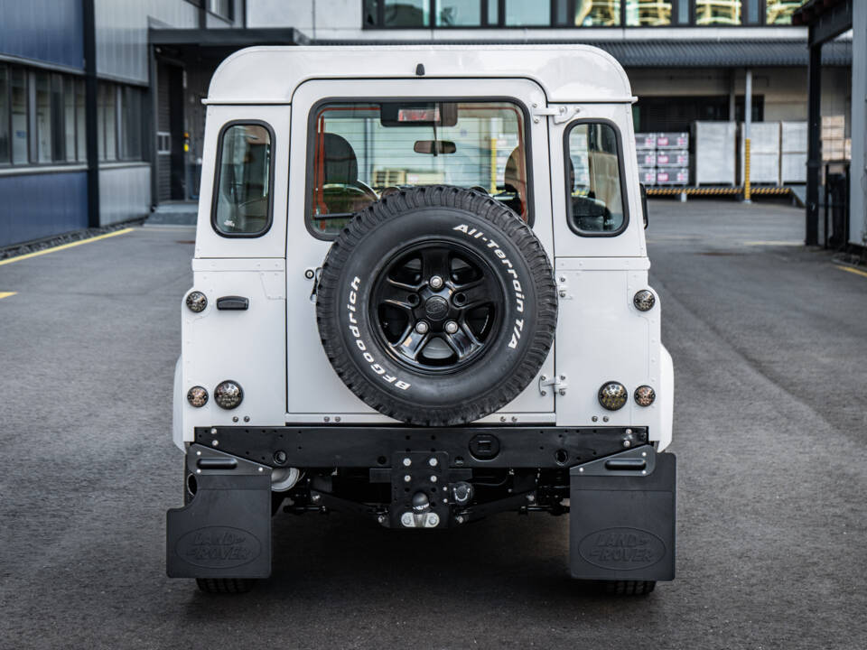 Image 2/66 of Land Rover Defender 90 TD4 (2007)