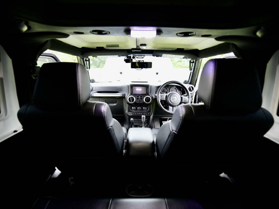 Image 36/50 of Jeep Wrangler 3.6 V6 (2012)