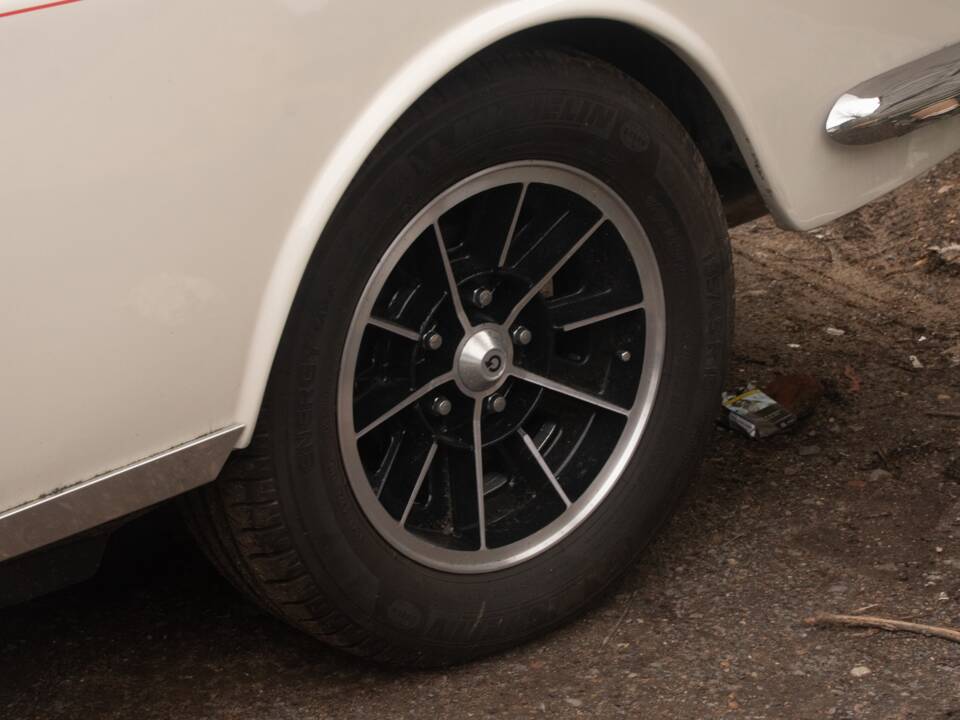 Bild 24/46 von Gilbern Invader (1972)