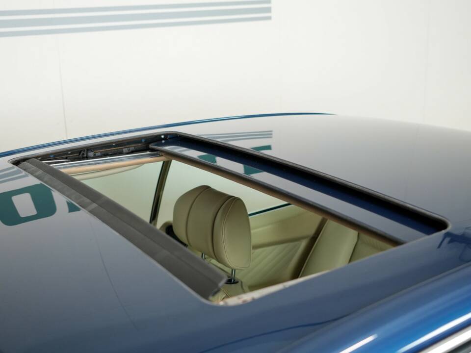 Image 7/41 of Mercedes-Benz 560 SEC (1990)