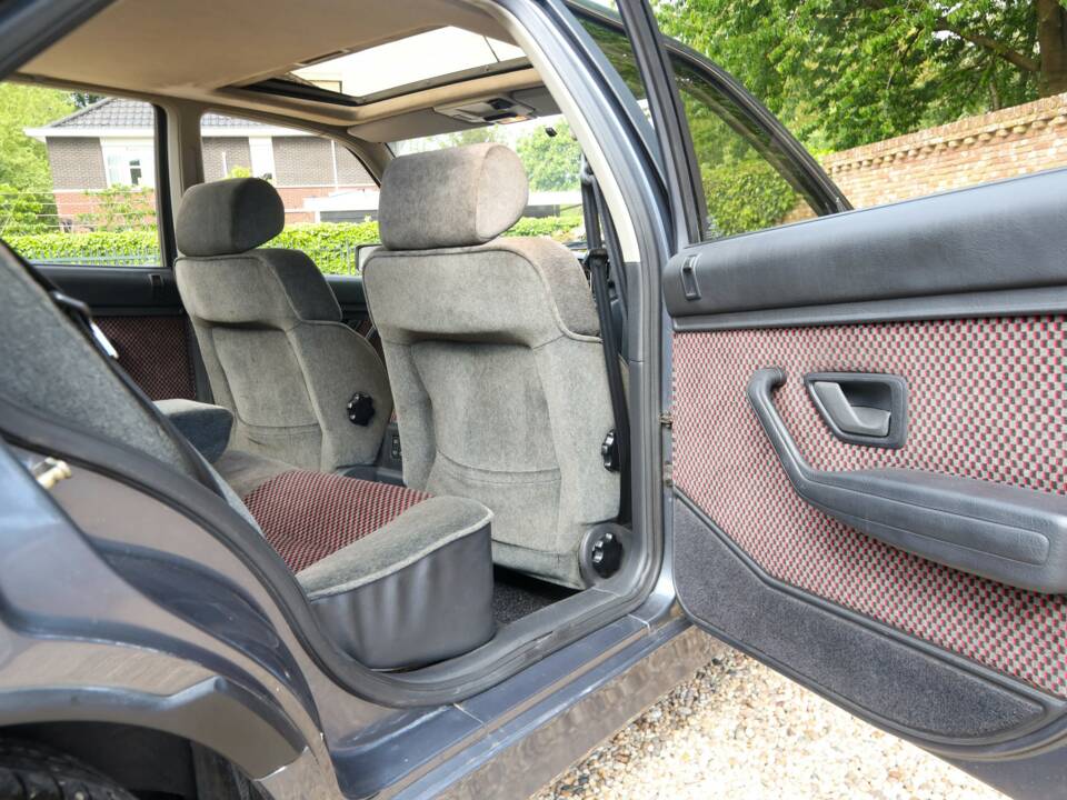 Bild 30/50 von Peugeot 405 Mi16 (1990)