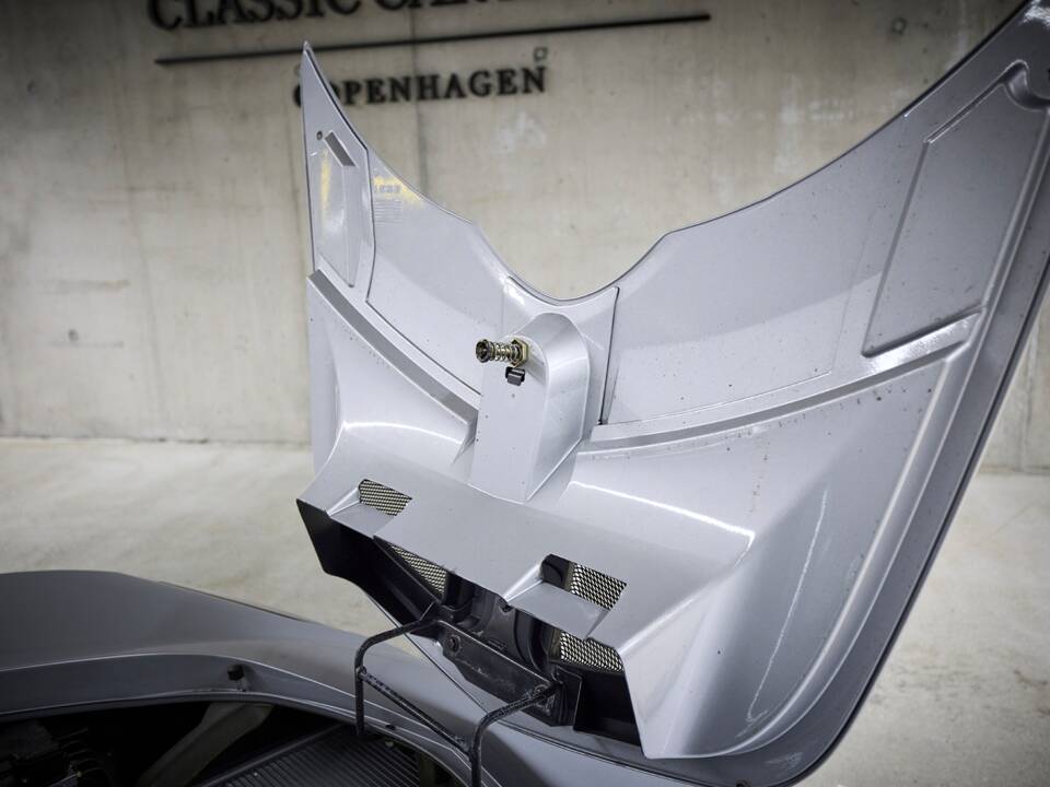 Image 61/81 of Opel Speedster 2.0 Turbo (2003)