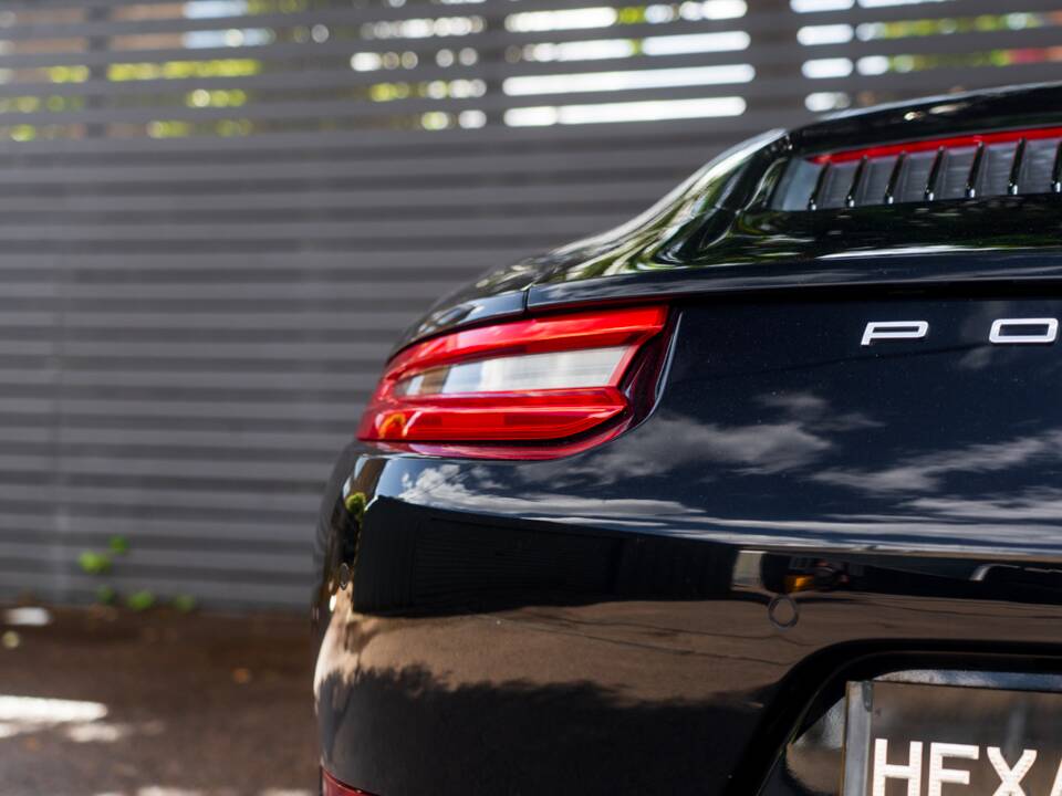 Bild 12/57 von Porsche 911 Carrera (2016)