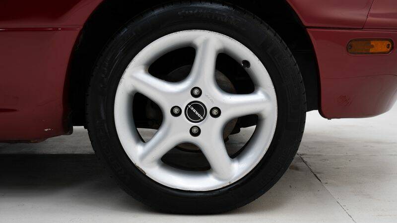Immagine 11/15 di Mazda MX-5 1.6 (1991)