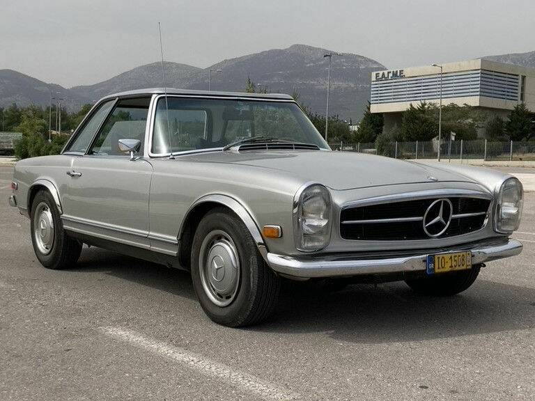 Image 4/8 de Mercedes-Benz 280 SL (1969)