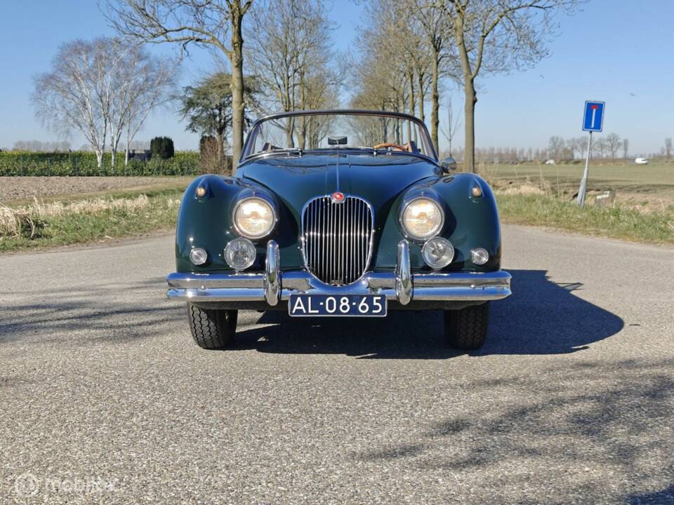 Image 3/48 of Jaguar XK 150 DHC (1960)