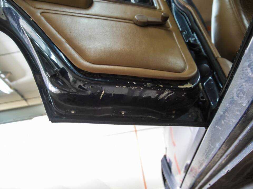 Bild 44/50 von Jeep Cherokee 2.8L V6 (1986)