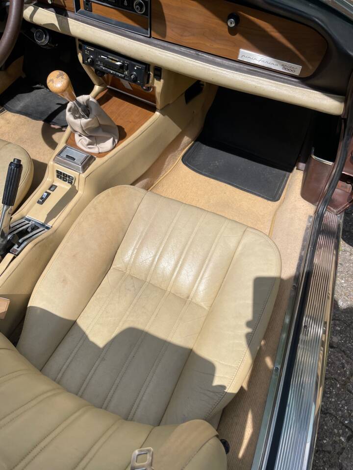 Image 8/12 de FIAT 124 Spider CS2 (1979)