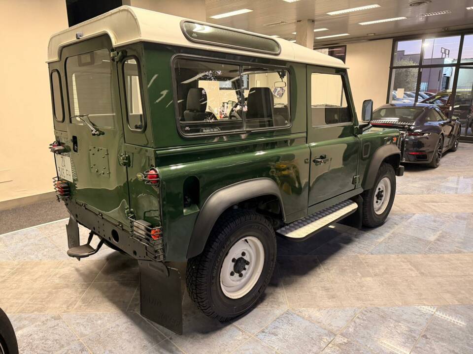 Imagen 4/19 de Land Rover Defender 90 Td5 (2000)