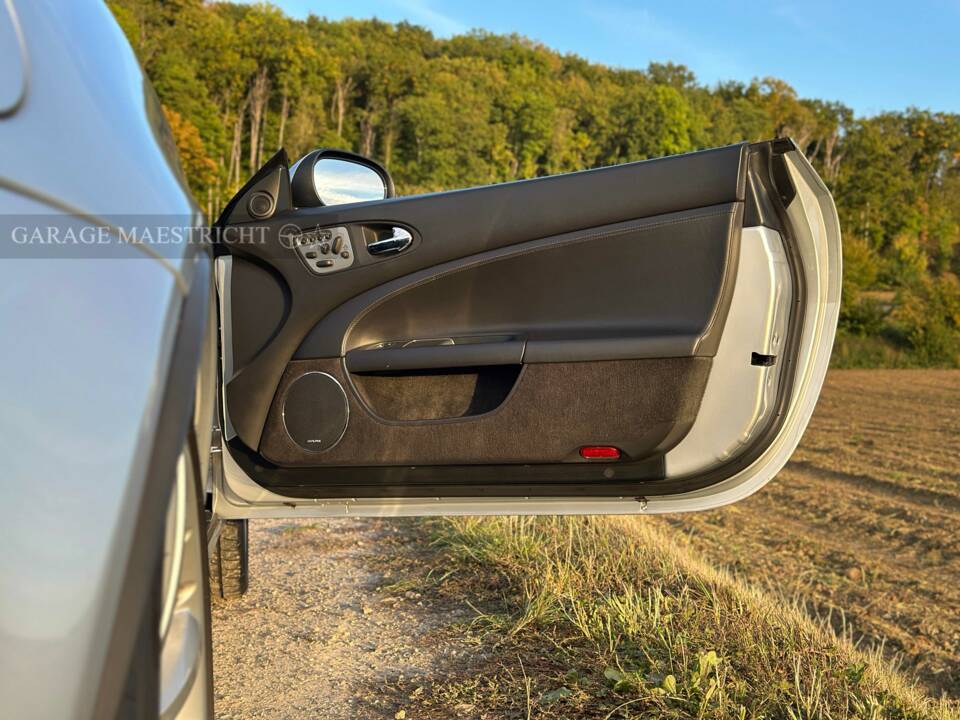 Image 34/84 de Jaguar XK 4.2 (2006)