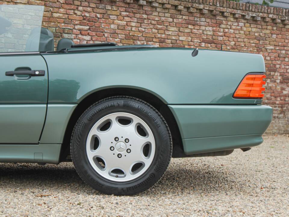 Obraz 21/50 pojazdu Mercedes-Benz 300 SL-24 (1992)