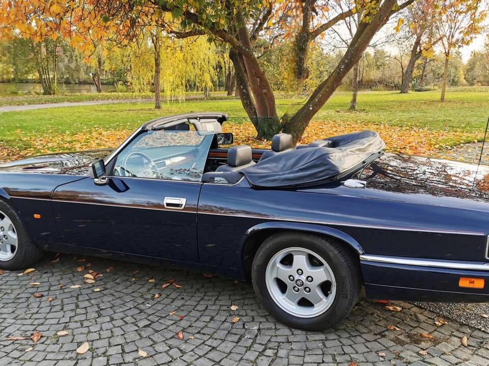 Imagen 4/13 de Jaguar XJS 6.0 (1994)