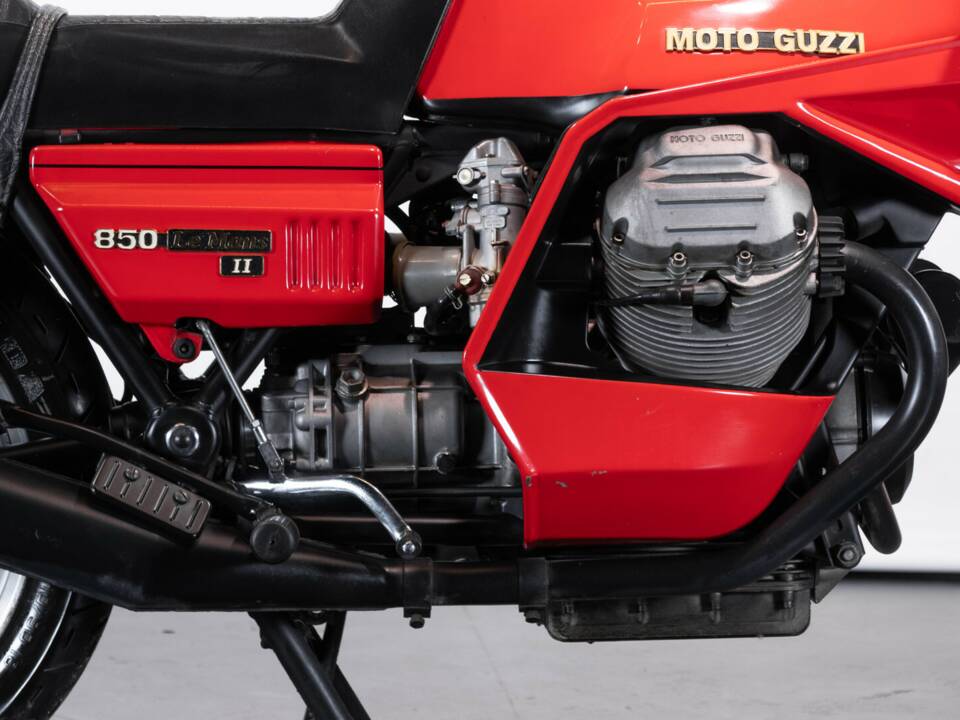 Bild 44/50 von Moto Guzzi DUMMY (1980)