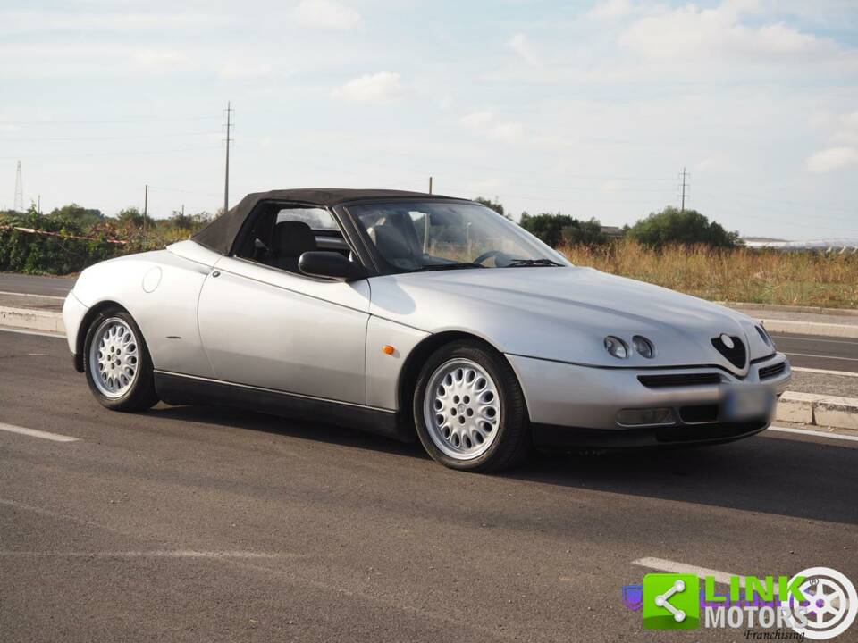 Afbeelding 17/40 van Alfa Romeo Spider 2.0 Twin Spark 16V (1996)