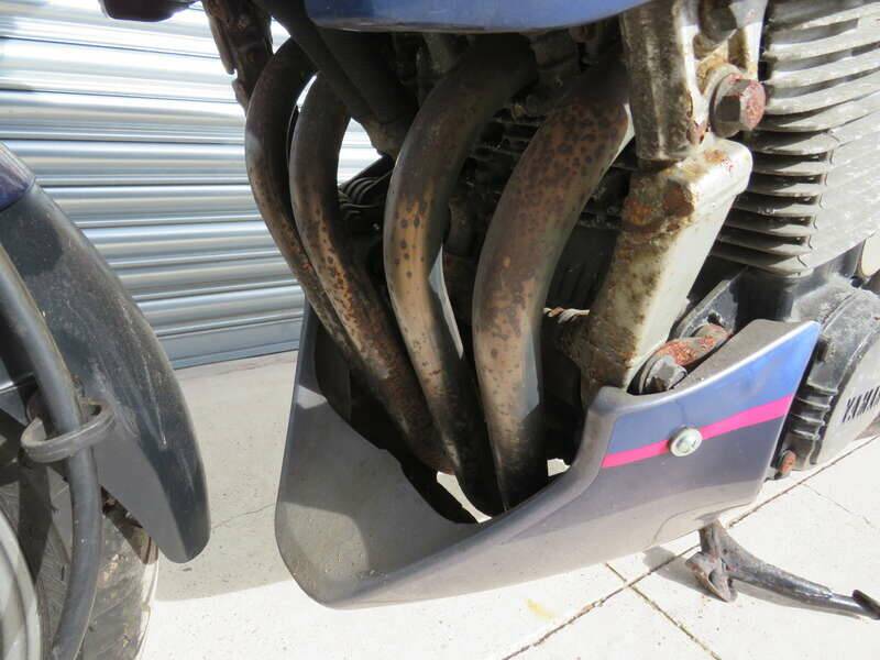 Image 15/34 of Yamaha FJ 1200 (1992)