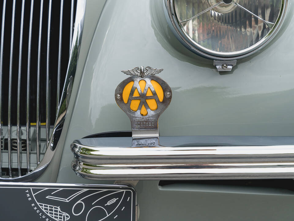 Imagen 33/52 de Jaguar XK 120 DHC (1953)