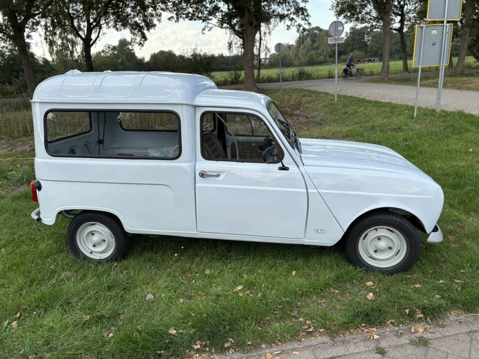 Immagine 5/8 di Renault R 4 F4 (1984)