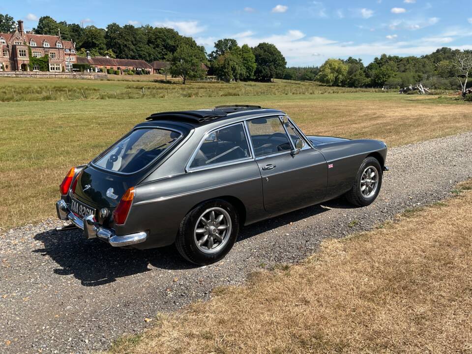Imagen 3/45 de MG MGB GT (1974)