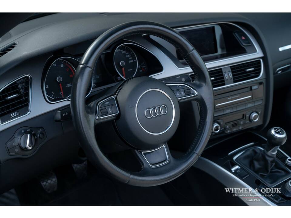 Image 15/29 of Audi A5 1.8 TFSI (2012)