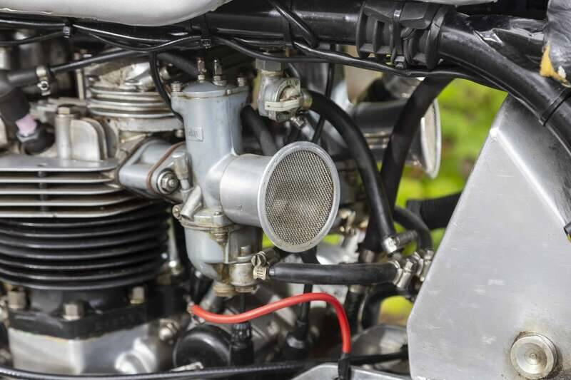 Image 21/33 of Norton Dominator Slimline TT (1969)