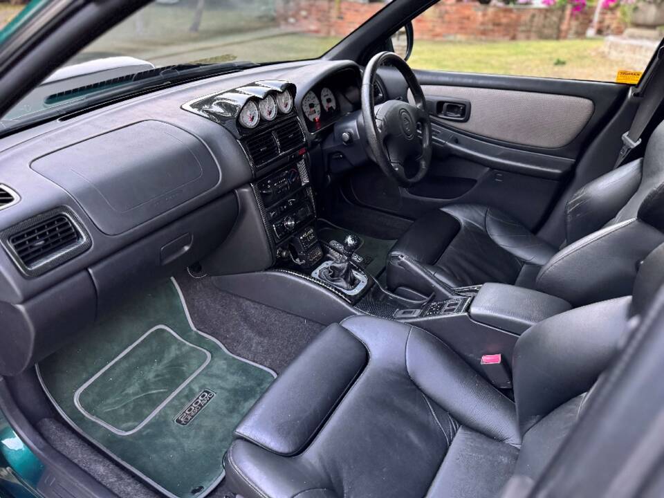 Image 16/30 of Subaru Impreza 2.0 (1998)