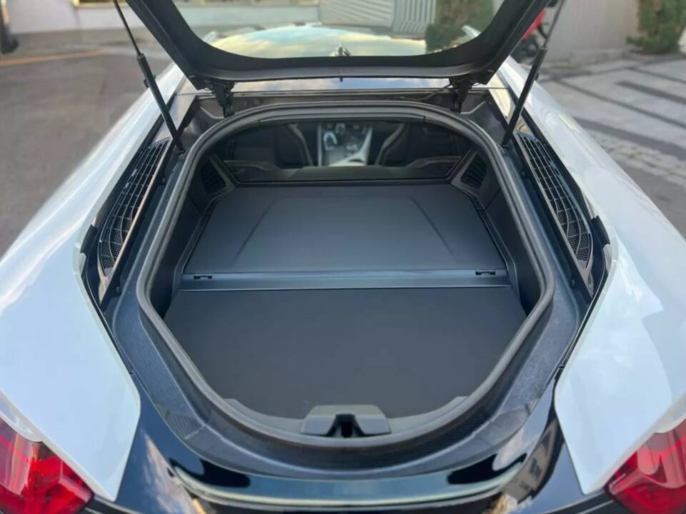 Image 7/12 of BMW i8 Coupé (2015)