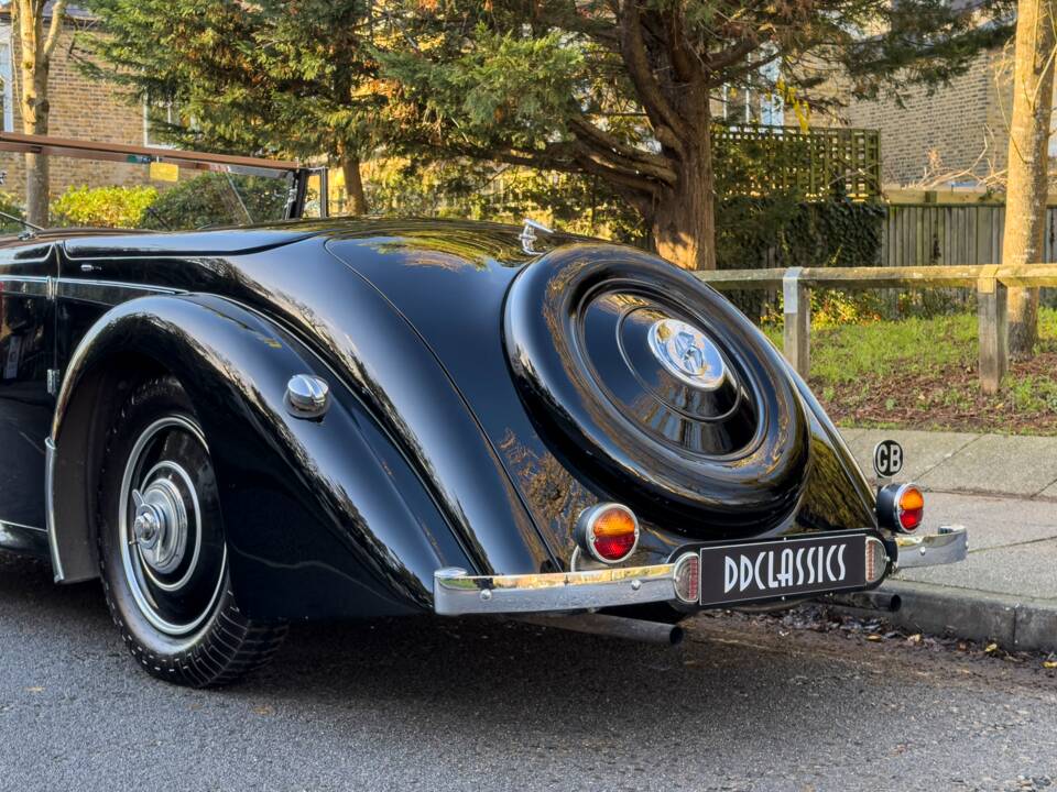 Image 11/21 of Alvis 4.3 Liter Convertible (1938)