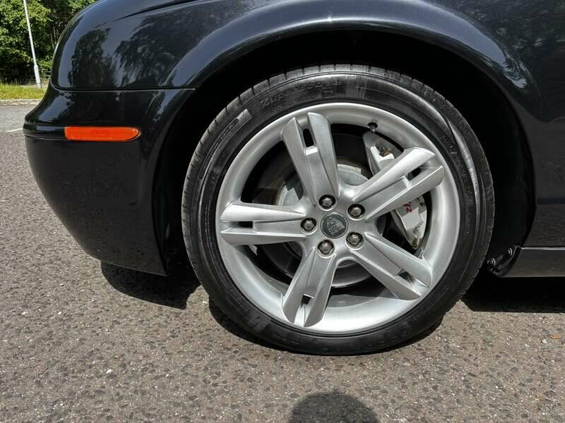 Bild 38/50 von Jaguar S-Type 4.2 V8 R (2004)