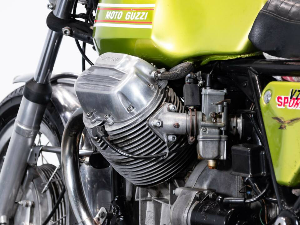 Imagen 12/40 de Moto Guzzi DUMMY (1973)