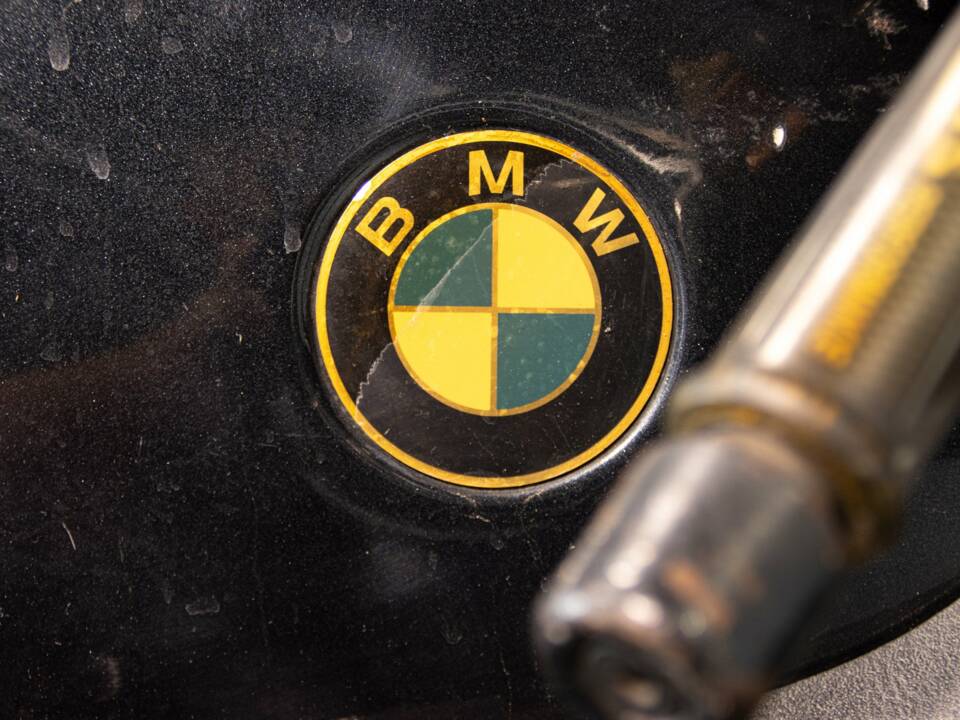 Bild 44/50 von BMW DUMMY (1990)