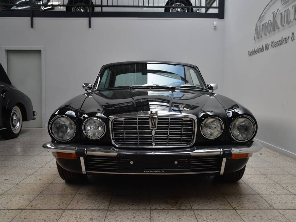 Bild 4/44 von Jaguar XJ 5.3 C (1976)