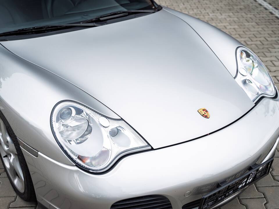 Afbeelding 71/73 van Porsche 911 Carrera 4S (2002)