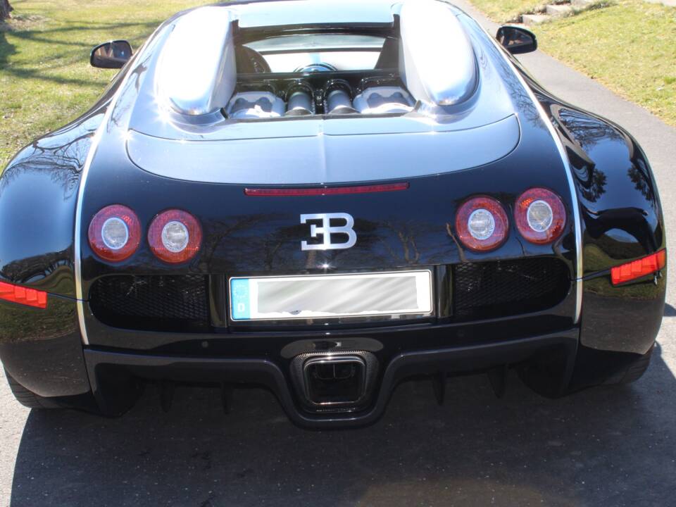 Immagine 15/18 di Bugatti Grand Sport (2011)