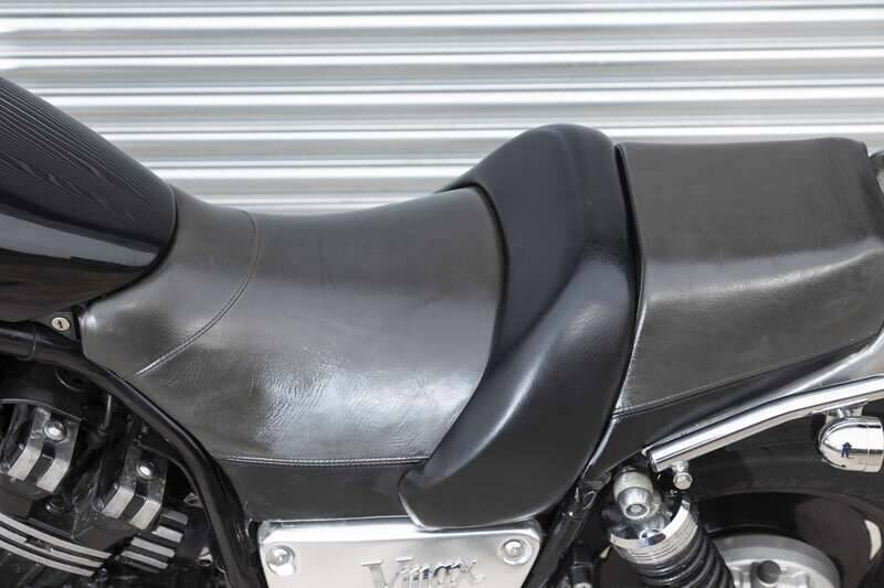 Image 8/37 of Yamaha V-Max 1200 (2000)