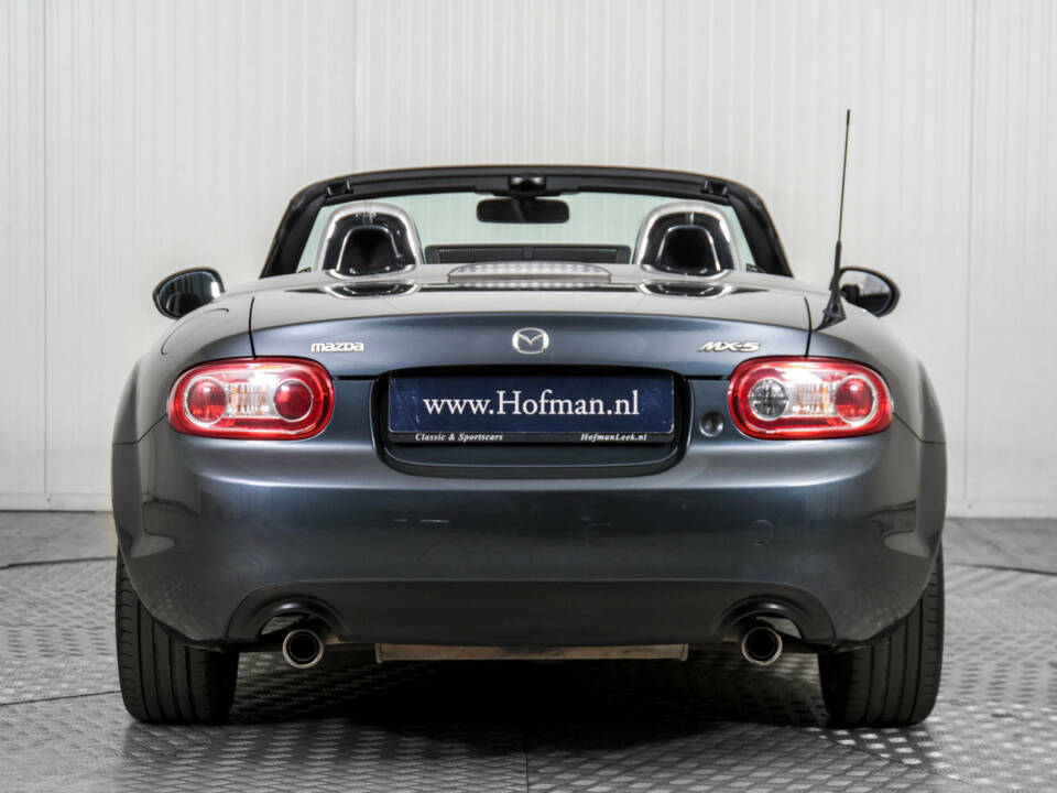 Image 13/50 of Mazda MX-5 2.0 (2009)