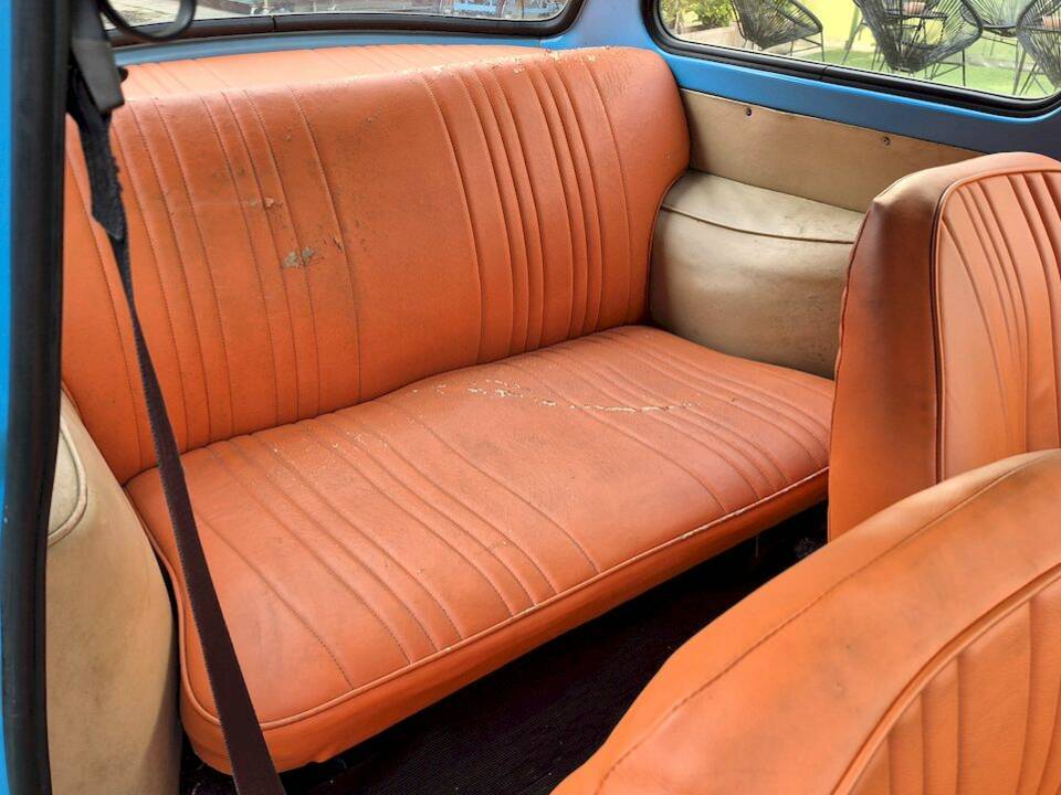 Image 35/45 of Trabant 601 (1966)