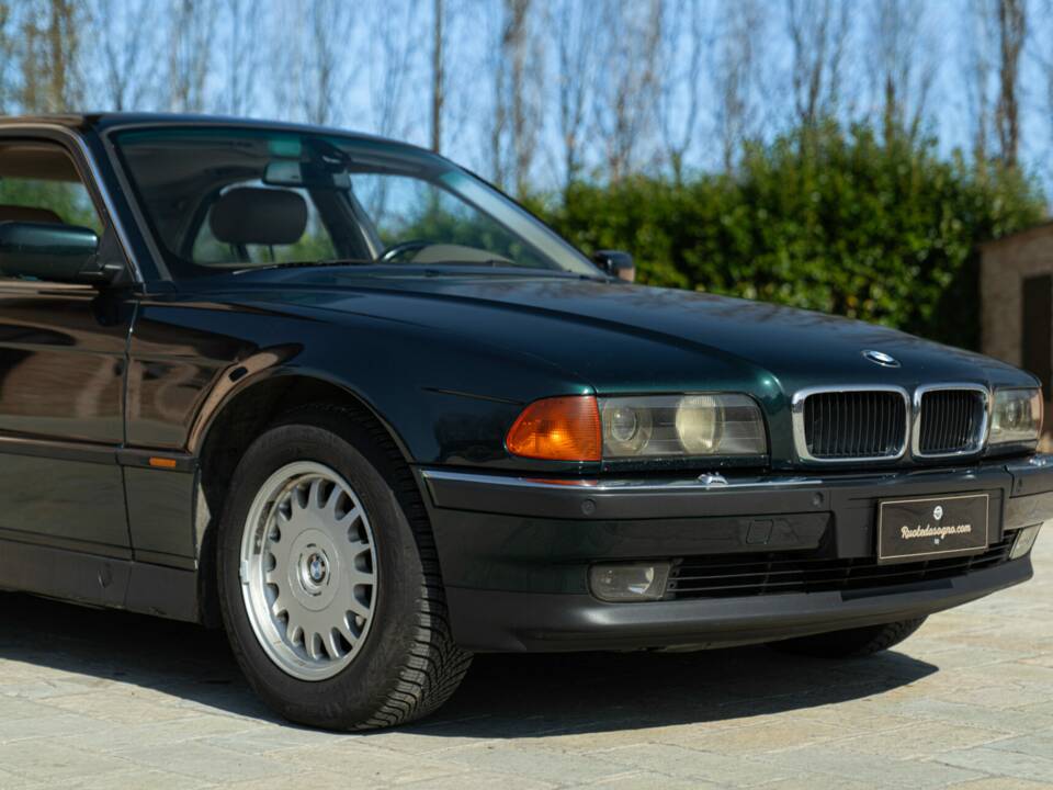 Imagen 12/50 de BMW 725tds (1997)