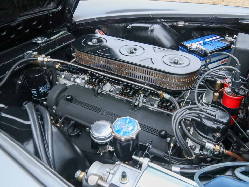 Image 30/50 of Ferrari 250 GT/E (1962)