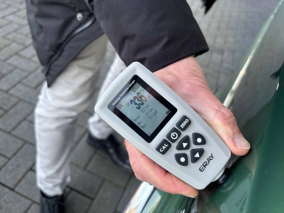 Bild 27/28 von Mercedes-Benz 280 SE 3,5 (1970)