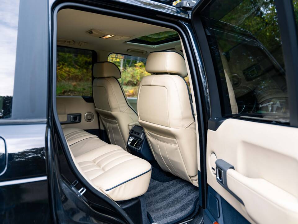 Bild 17/26 von Land Rover Range Rover Vogue V8 (2005)