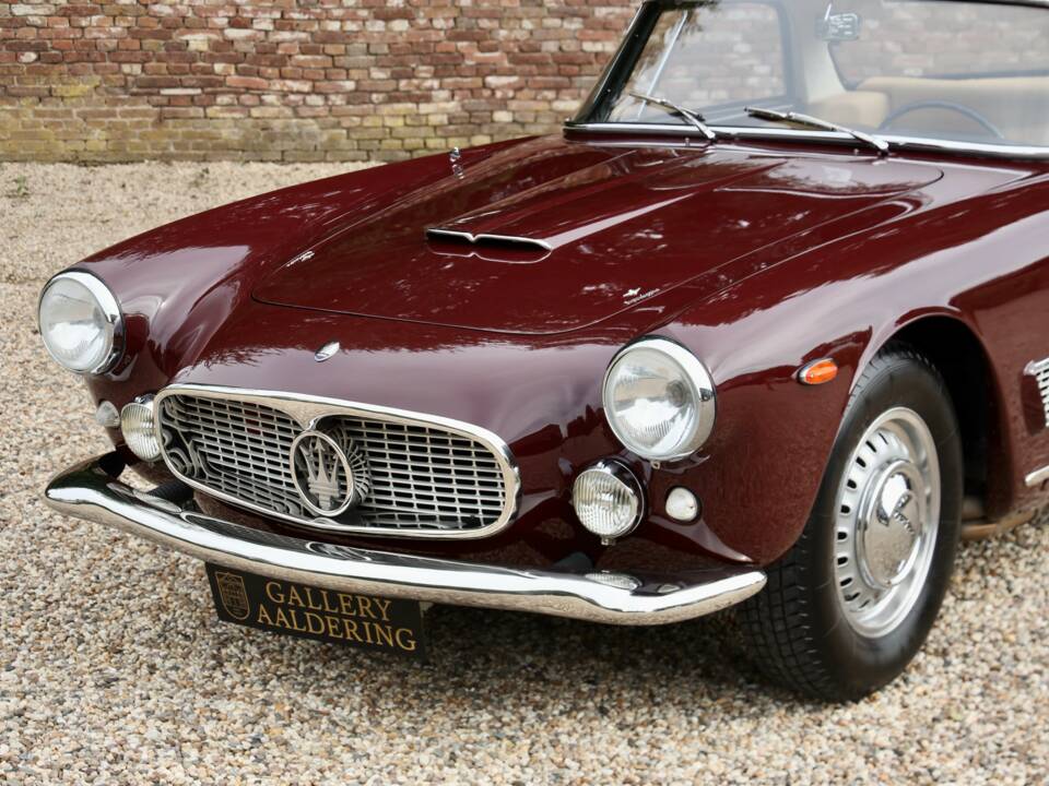 Bild 21/50 von Maserati 3500 GT Touring (1961)