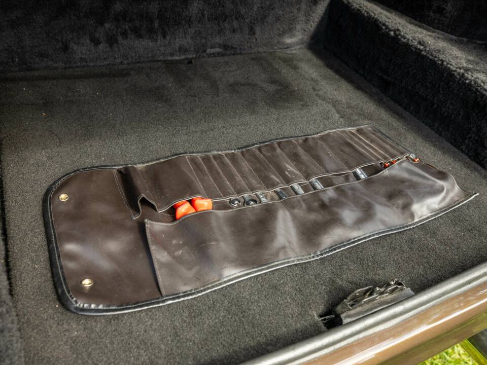 Afbeelding 51/53 van Ferrari 365 GTB/4 Spyder (1971)