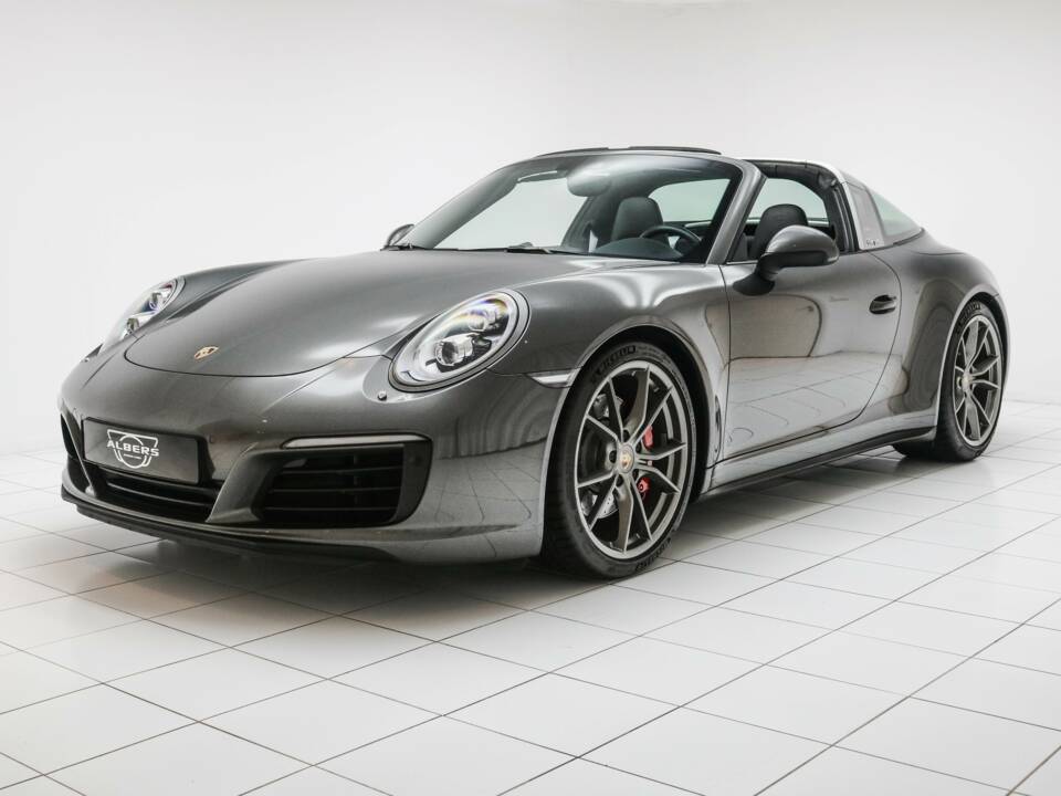 Image 1/20 of Porsche 911 Targa 4S (2016)